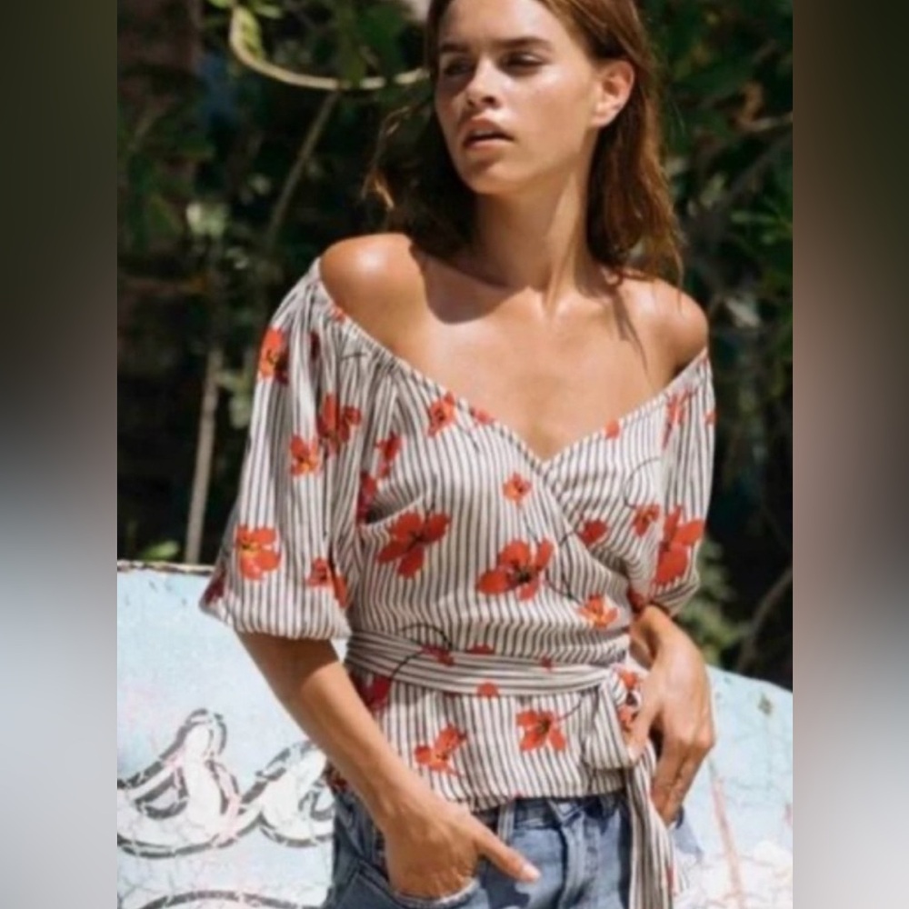 Billabong New Lust Wrap Top Size S NWT